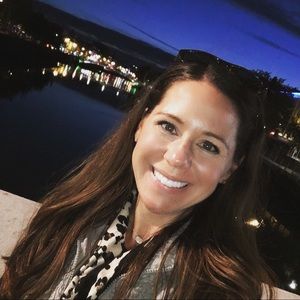 Meet your Posher, Karin